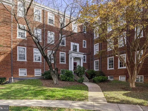 3611 39th St NW APT D328, Washington, DC 20016