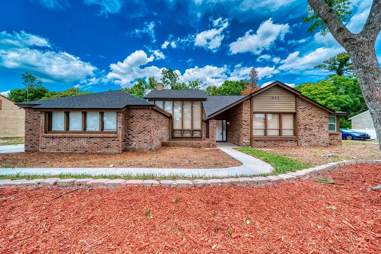 1542 Sugarwood Circle - 1 — Photo 1