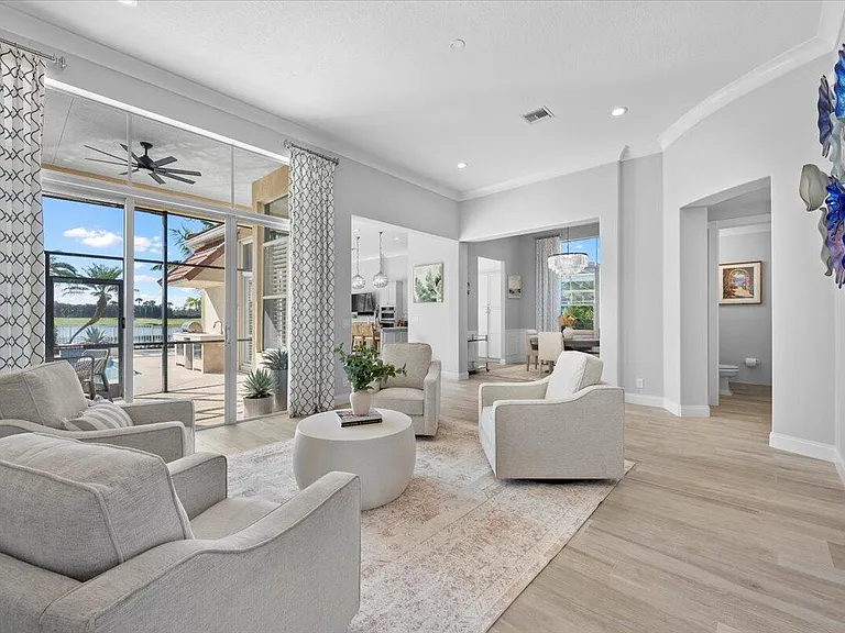 7557 Preserve Dr — Photo 6