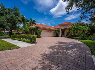 5053 Rustic Oaks Cir, Naples, FL 34105