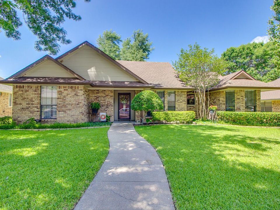 1st image of 202 Buffalo Creek Dr