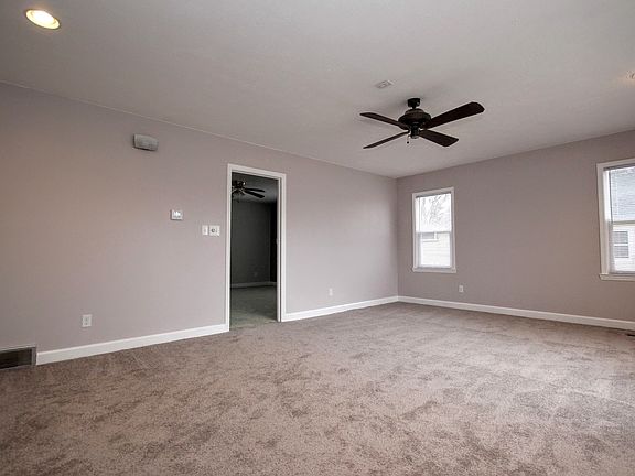 2nd image of 619 Wood Ave