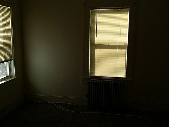 3rd image of 1229 Washington St #1