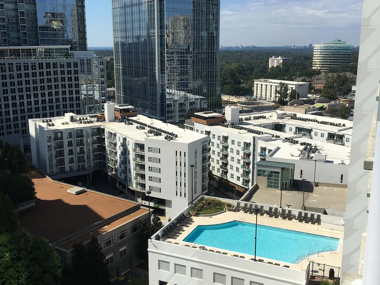 1 bed, 736 sqft, $2,150 — Photo 2