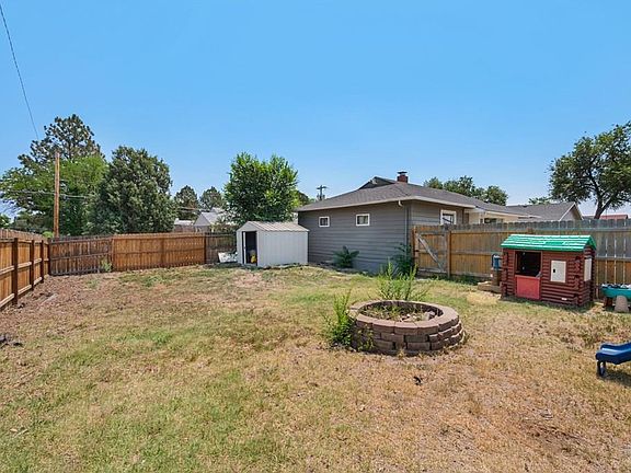 4th image of 2830 4th Ave