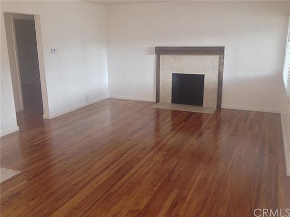 3rd image of 6012 Castana Ave