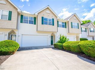 30 Elm Creek Way, Aurora, OH