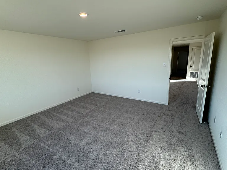 219 Savannah Way — Photo 25