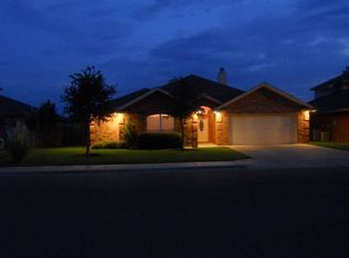 615 N 7th St, Wolfforth, TX 79382