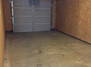 124 Jan Ln APT 1, De Soto, IL 62924