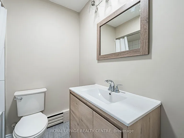 339 Sheppard Ave E #3 — Photo 28