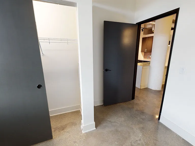 Maxwell Lofts — Photo 75