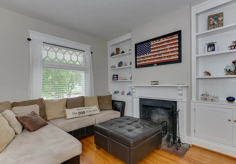 823 Shirley Ave — Photo 6