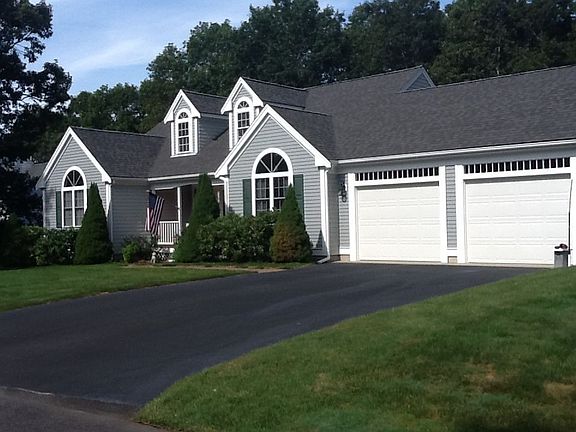 Oversized 2 car garage