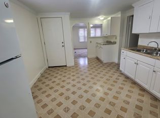 68 Chestnut St #B, Nashua, NH 03060