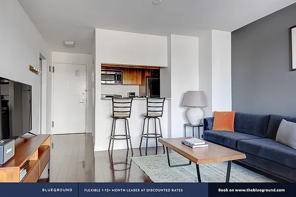 Rented by The Blueground | media 44