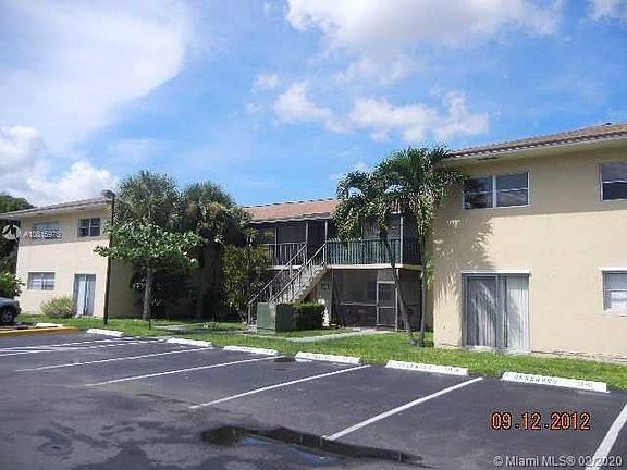 3rd image of 15619 SW 73 Circle Ter #10-1