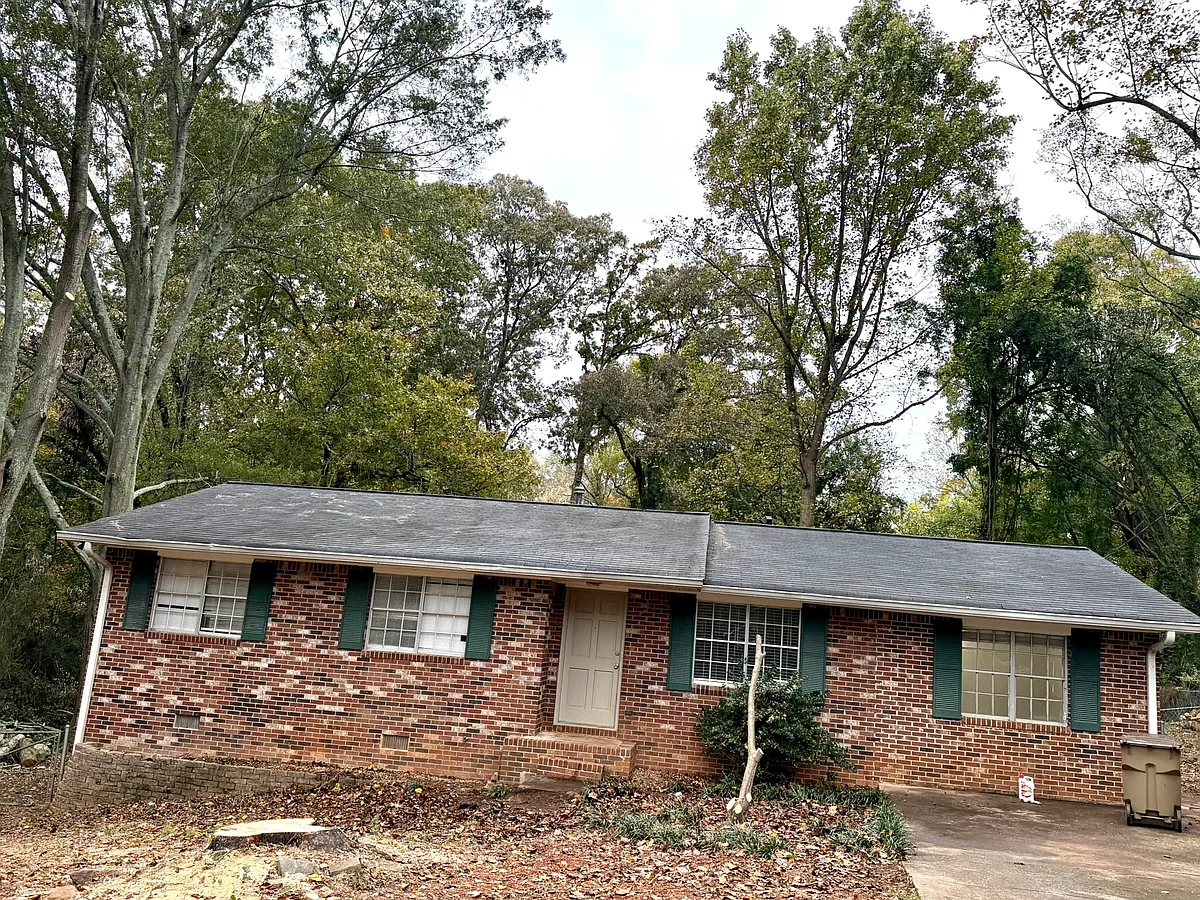 Building Photo - 1955 Carla Dr
