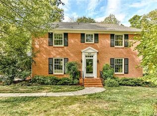 827 Ashmeade Rd, Charlotte, NC 28211