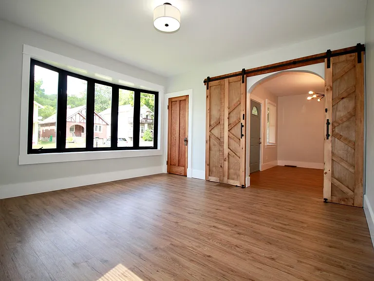 6841 Buckingham Pl — Photo 4