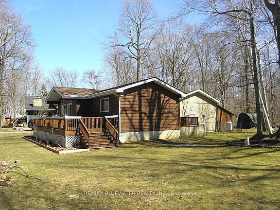 5th image of 9898 Phoebe Ln