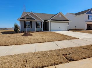 385 Windbreak Ln, Youngsville, NC 27596