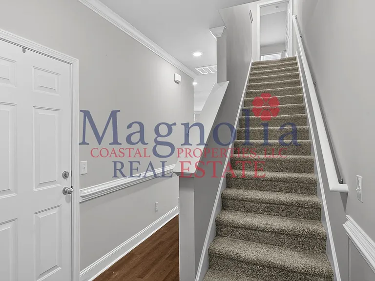 53 Dorsey Dr — Photo 14