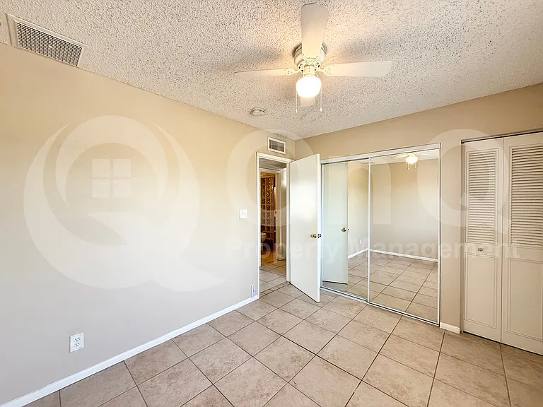 4715 E Alta Vista Rd — Photo 6