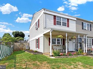 408 Red Tulip Ct, Taneytown, MD 21787