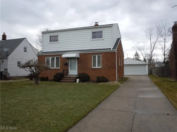 851 E 258th St, Euclid, OH 44132