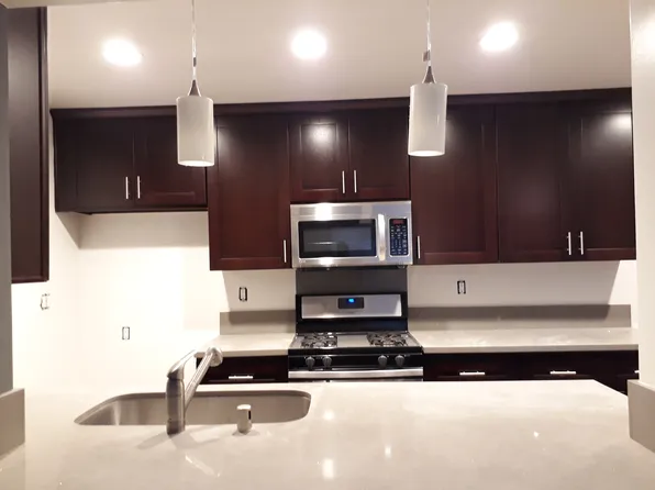 Emerald Courts, LLC, 3701 Emerald St #A89a29926, Torrance, CA 90503
