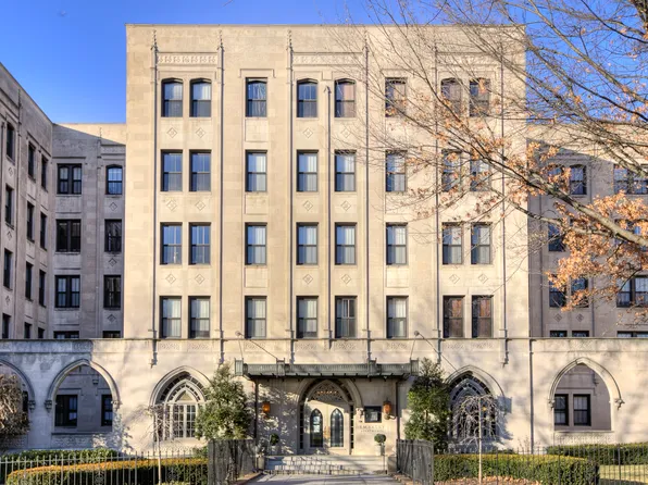 1613 Harvard St NW APT 208, Washington, DC 20009