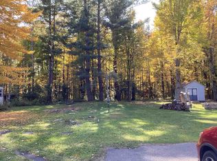 933 W Genesee Rd, Sanford, MI 48657