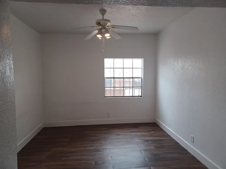 510 Randolph Dr #2 — Photo 8