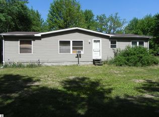 5155 Brooks Rd, Saint louis, MI 48880