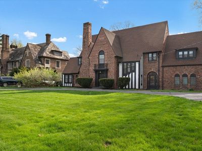 17381 Pontchartrain Blvd, Highland Park, MI, 48203