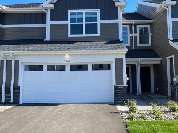 4022 Hayward Ave N, Oakdale, MN 55128