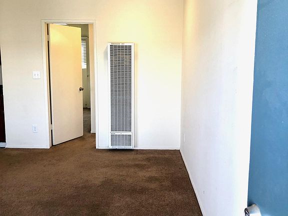 3rd image of 12726 Pacific Ave #9