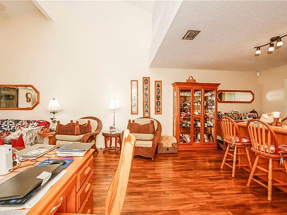 5th image of 2241 Cypress Ct #3D