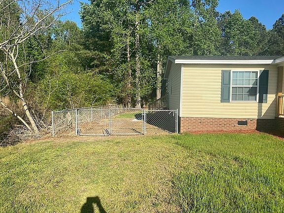 2nd image of 212 Sasser Dr