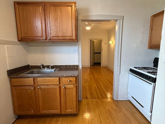 5th image of 3134 N Kimball Ave #115