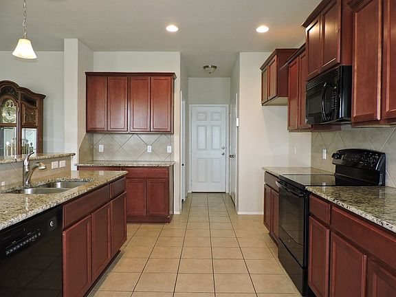 3rd image of 6544 La Sol Ln