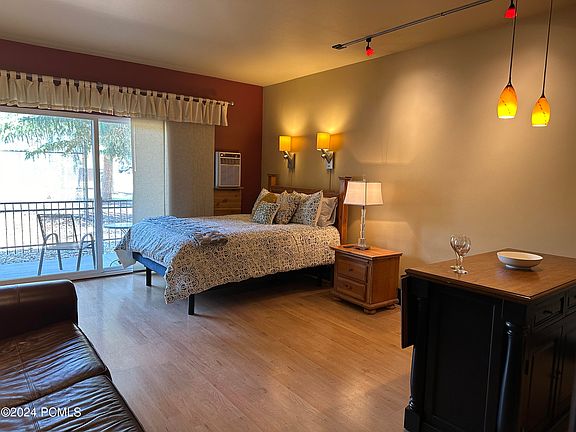 3rd image of 2255 Sidewinder Dr #600