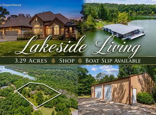 555 Lost Acres Boulevard, Lampe, MO 65681