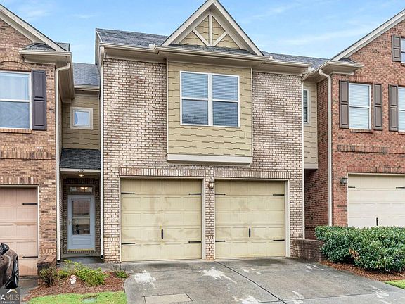 2nd image of 315 Oakland Hills Way