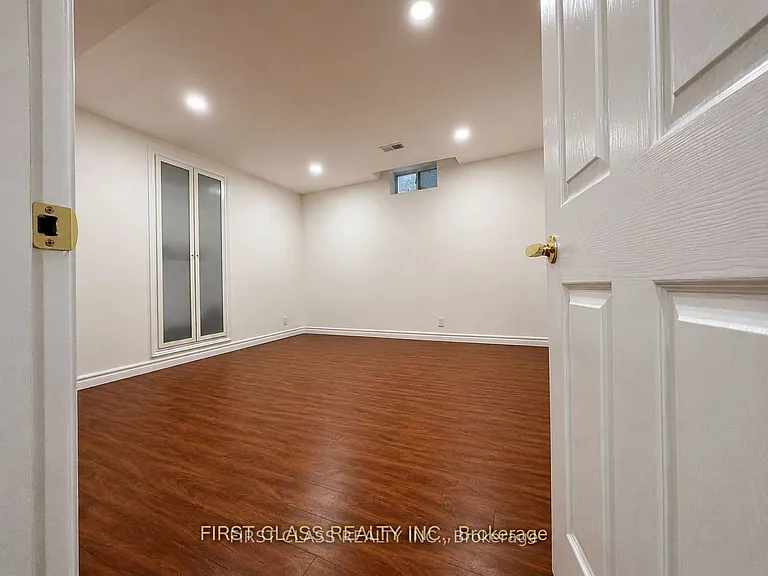 2201 Stratus Dr — Photo 8