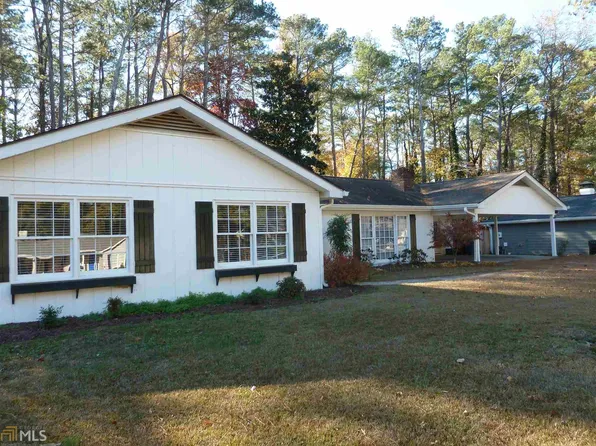 160 Pebble Trl, Alpharetta, GA 30009