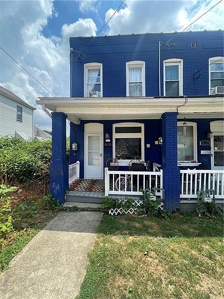 1st image of 815 10th St