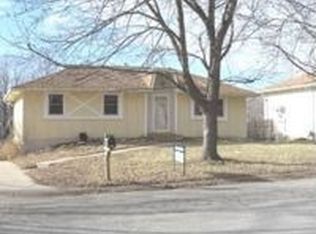 1313 NE 8th St, Blue Springs, MO 64014