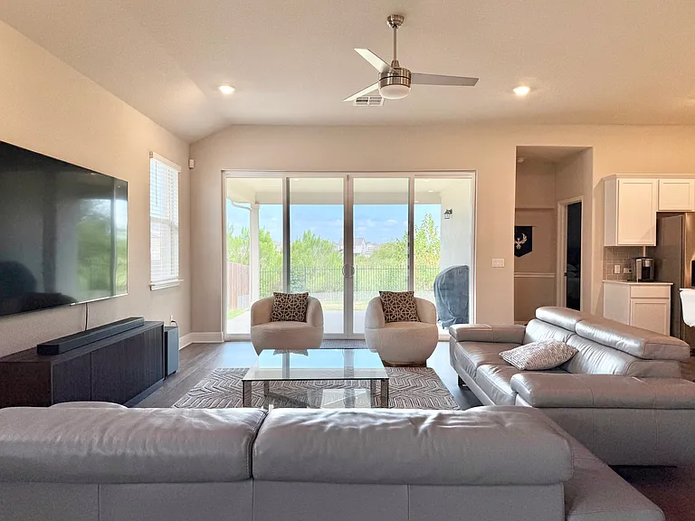 17712 Gilberto Dr — Photo 1